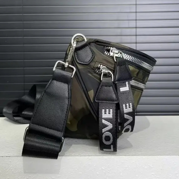 Camo  Green and Black Crossbody Bag Nwt - Picture 9 of 11